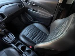 CHEVROLET - PRISMA - 2018/2019 - Branca - R$ 68.900,00