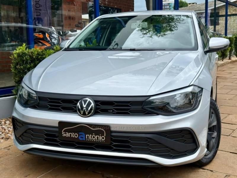 VOLKSWAGEN - POLO - 2024/2025 - Prata - R$ 76.900,00