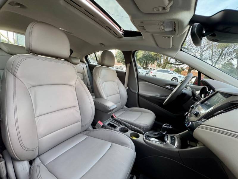 CHEVROLET - CRUZE - 2017/2017 - Vermelha - R$ 92.900,00
