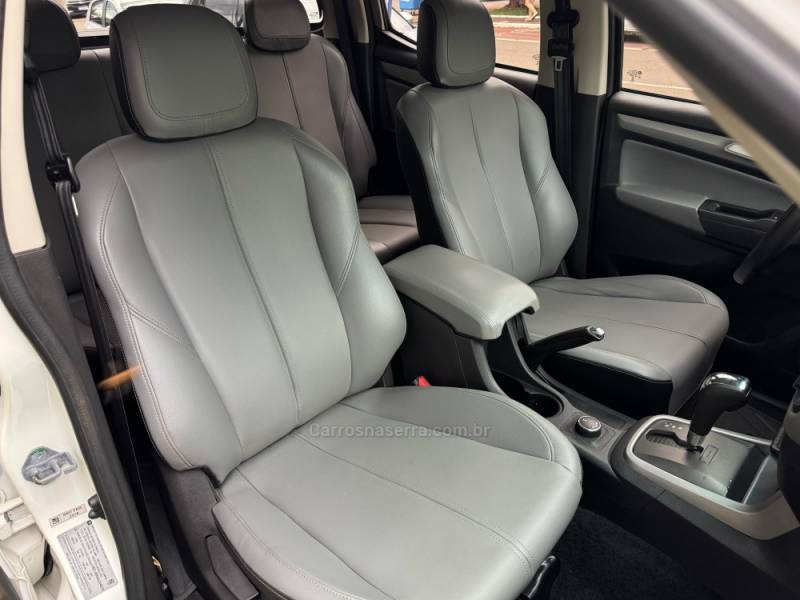 CHEVROLET - S10 - 2018/2018 - Branca - R$ 139.900,00