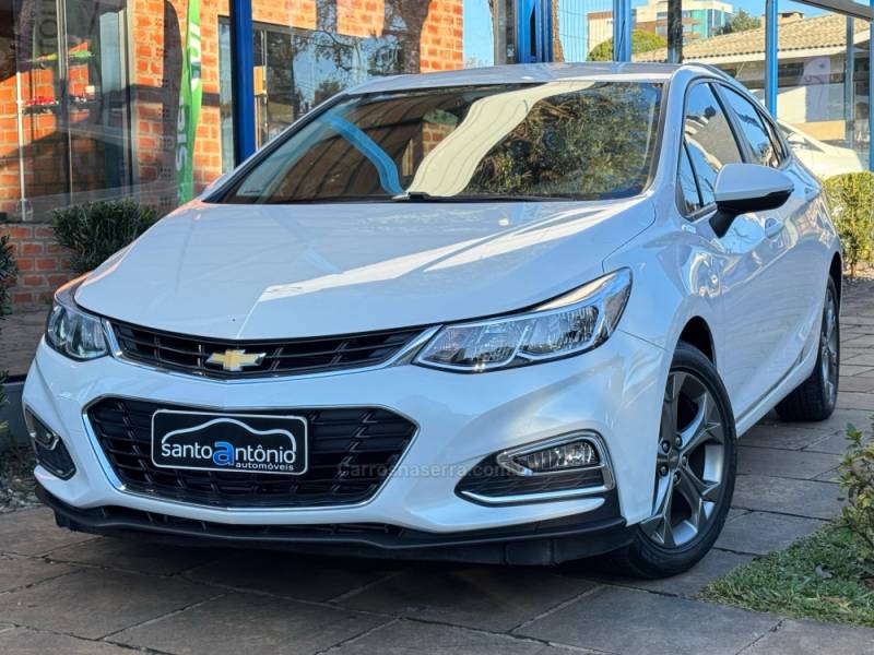 CHEVROLET - CRUZE - 2018/2018 - Branca - R$ 87.900,00