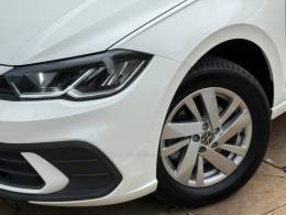 VOLKSWAGEN - POLO - 2024/2025 - Branca - R$ 99.900,00