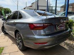 VOLKSWAGEN - JETTA - 2019/2020 - Cinza - R$ 115.900,00