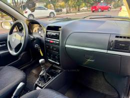 FIAT - PALIO - 2006/2007 - Prata - R$ 29.900,00
