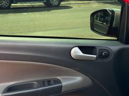 VOLKSWAGEN - SAVEIRO - 2015/2016 - Vermelha - R$ 74.900,00