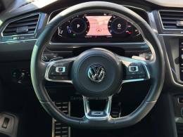 VOLKSWAGEN - TIGUAN - 2018/2019 - Prata - R$ 149.900,00