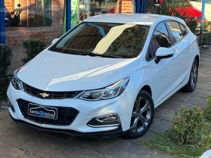 CHEVROLET - CRUZE - 2018/2018 - Branca - R$ 87.900,00