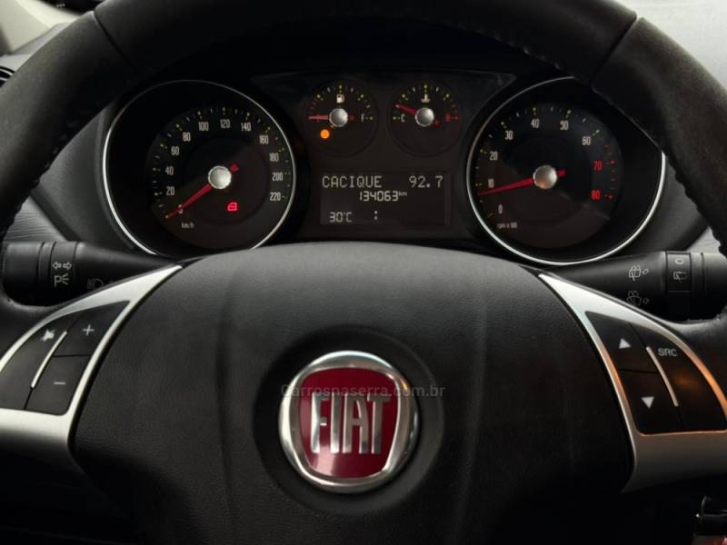 FIAT - PUNTO - 2016/2015 - Branca - R$ 44.900,00