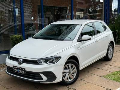 VOLKSWAGEN - POLO - 2024/2025 - Branca - R$ 99.900,00