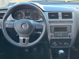 VOLKSWAGEN - FOX - 2015/2015 - Vermelha - R$ 45.900,00