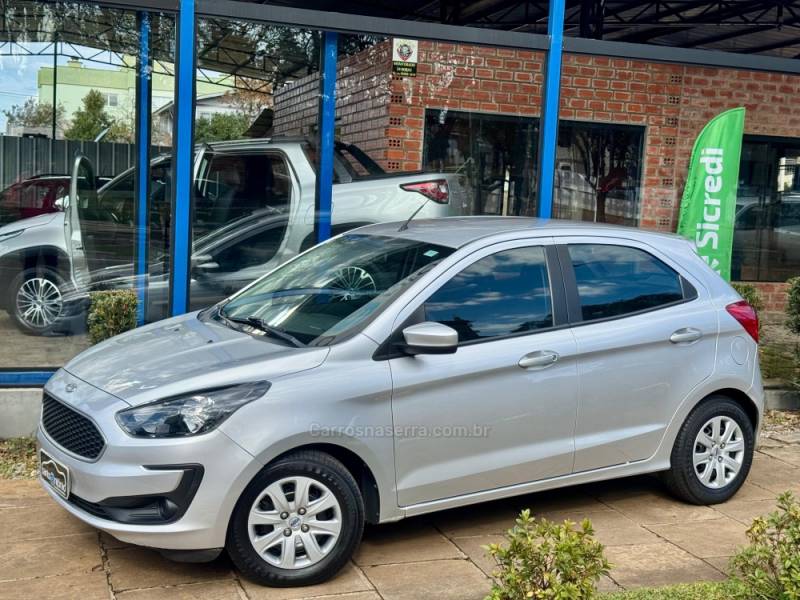 FORD - KA - 2018/2019 - Prata - R$ 45.900,00