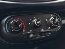 FIAT - UNO - 2021/2021 - Branca - R$ 46.900,00