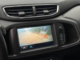 CHEVROLET - ONIX - 2017/2018 - Prata - R$ 65.900,00