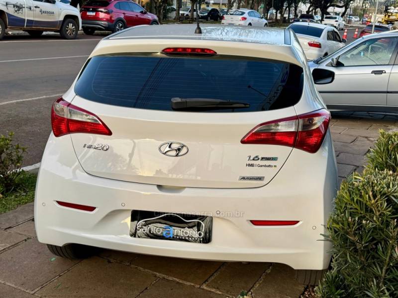 HYUNDAI - HB20 - 2015/2015 - Branca - R$ 57.900,00