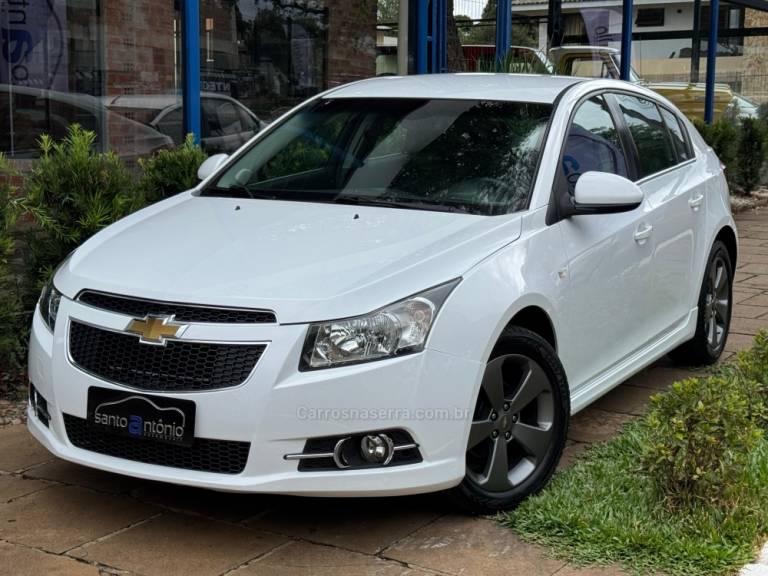 CHEVROLET - CRUZE - 2014/2014 - Branca - R$ 59.900,00