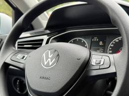 VOLKSWAGEN - POLO - 2024/2025 - Prata - R$ 76.900,00