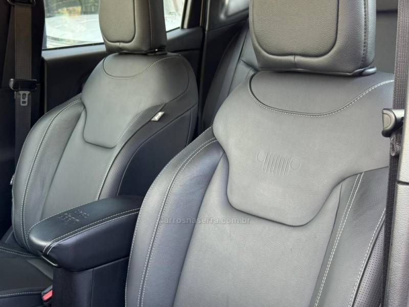 JEEP - RENEGADE - 2024/2024 - Branca - R$ 112.900,00