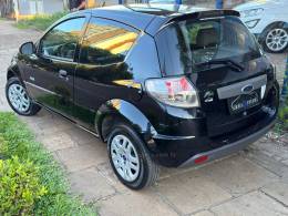 FORD - KA - 2012/2012 - Preta - R$ 27.900,00
