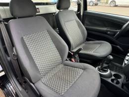 VOLKSWAGEN - SAVEIRO - 2015/2015 - Preta - Sob Consulta