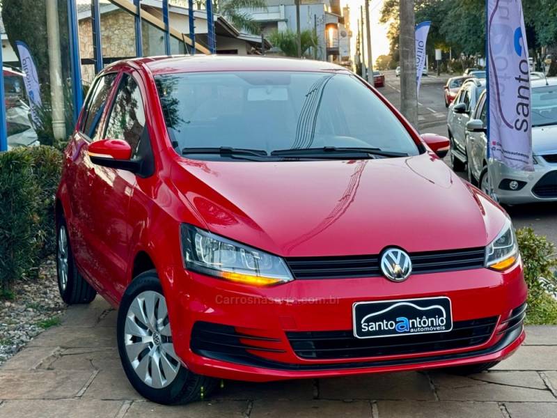 VOLKSWAGEN - FOX - 2015/2015 - Vermelha - R$ 45.900,00