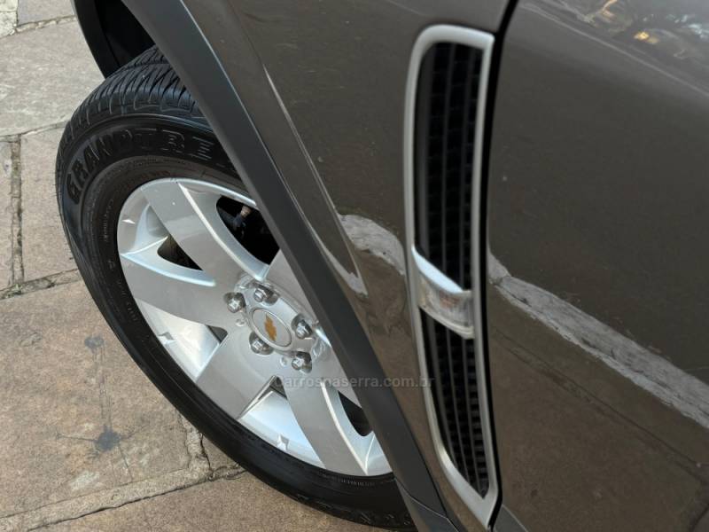 CHEVROLET - CAPTIVA - 2012/2012 - Cinza - R$ 49.900,00