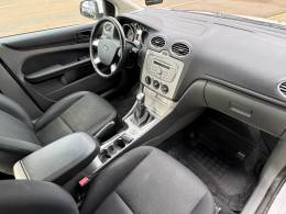 FORD - FOCUS - 2012/2012 - Branca - R$ 41.900,00