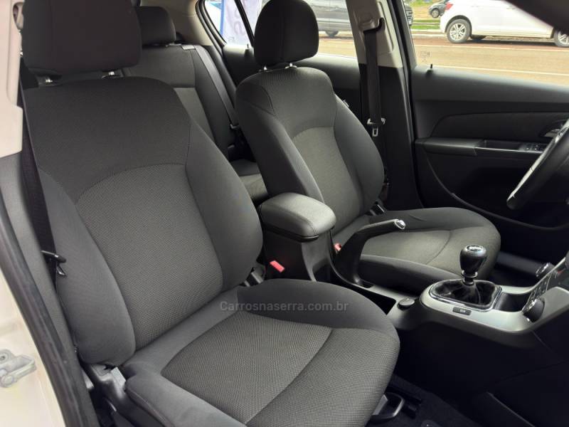 CHEVROLET - CRUZE - 2014/2014 - Branca - R$ 59.900,00