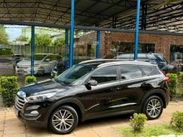HYUNDAI - TUCSON - 2016/2017 - Preta - R$ 79.900,00