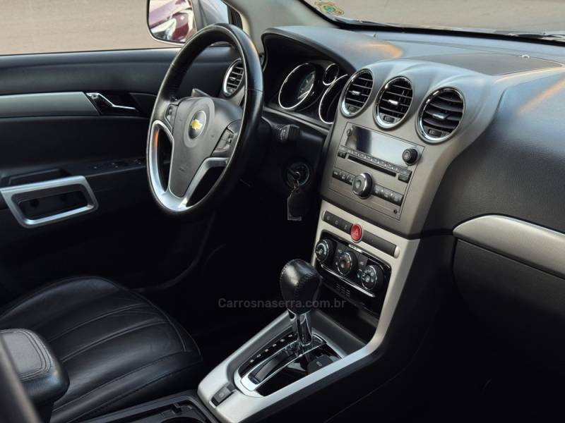CHEVROLET - CAPTIVA - 2012/2012 - Cinza - R$ 49.900,00