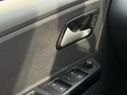 VOLKSWAGEN - FOX - 2013/2013 - Branca - R$ 44.900,00