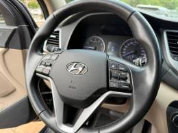 HYUNDAI - TUCSON - 2016/2017 - Preta - R$ 79.900,00