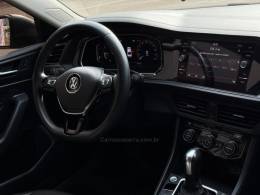 VOLKSWAGEN - JETTA - 2019/2020 - Cinza - R$ 115.900,00