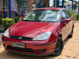 FORD - FOCUS - 2005/2005 - Vermelha - R$ 19.900,00