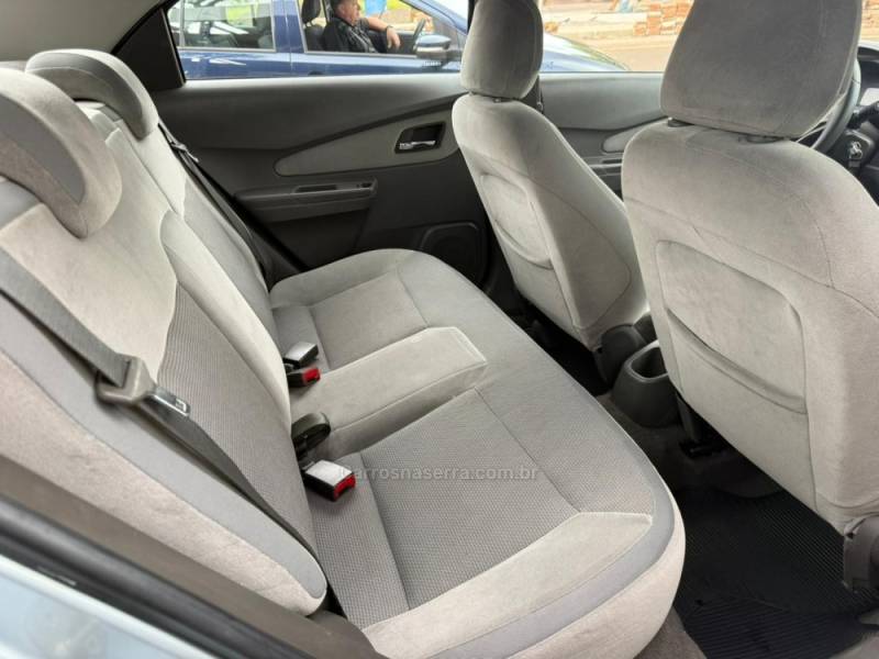 CHEVROLET - COBALT - 2012/2012 - Prata - R$ 38.900,00